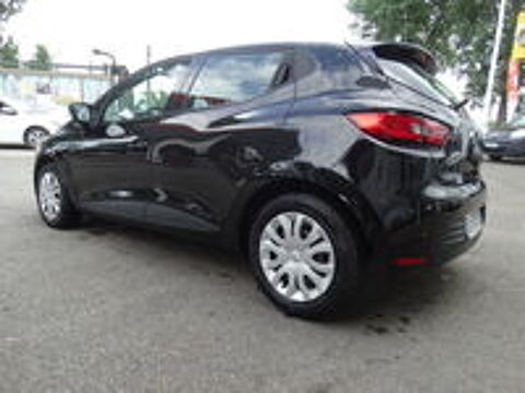 Clio IV CLIO SOCIETE DCI 90 ENERGY ECO2 82G AIR MEDIANAV 2017 occasion 68490 Ottmarsheim