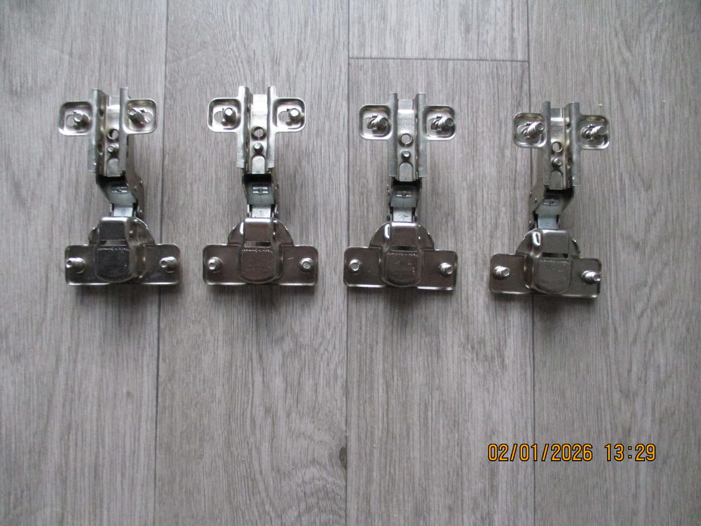 Charni&egrave;res pour meuble Bricolage