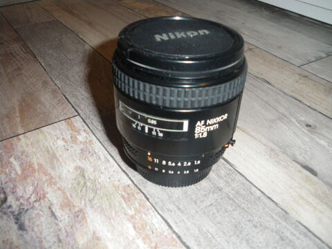 Nikon f85 AF 1:1.8  270 Nice (06)