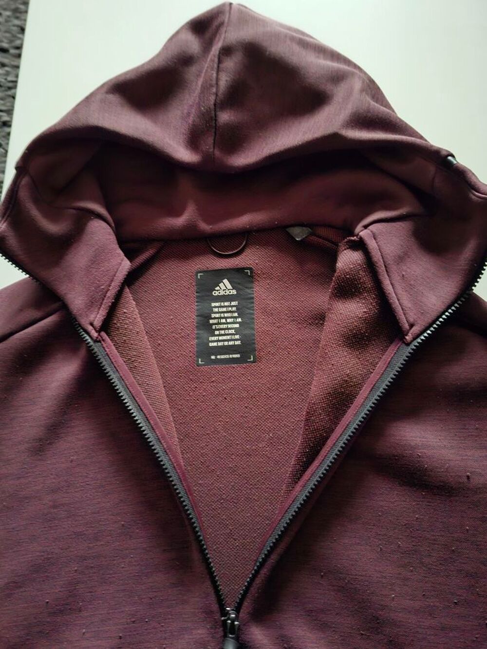 Sweat capuche Adidas Vêtements