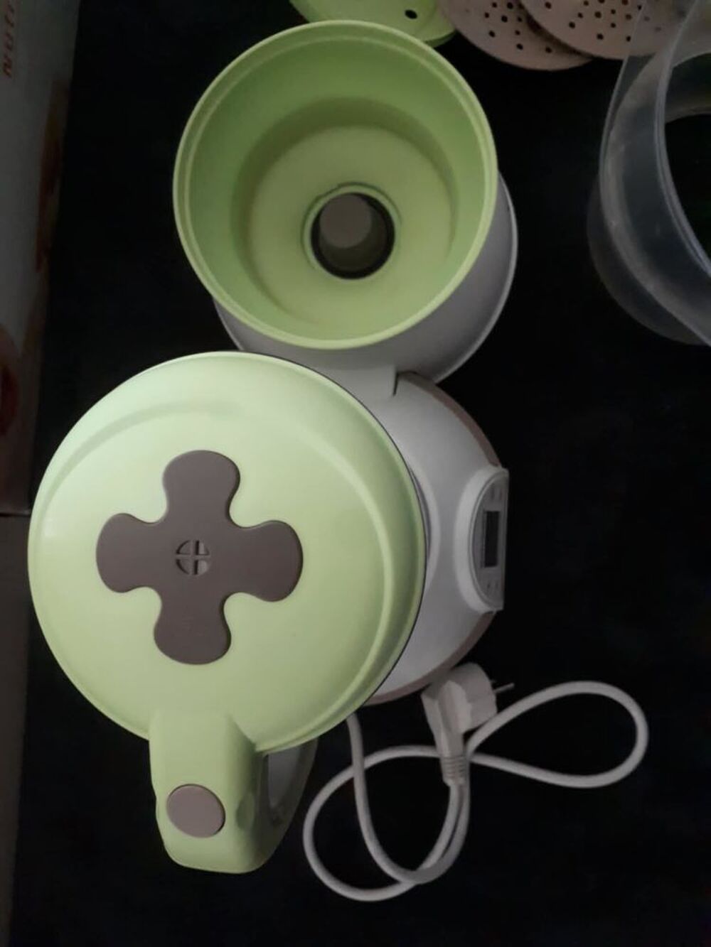 Nutribaby Babymoov st&eacute;rilise, r&eacute;chauffe, cuit &agrave; la vapeur... Puériculture