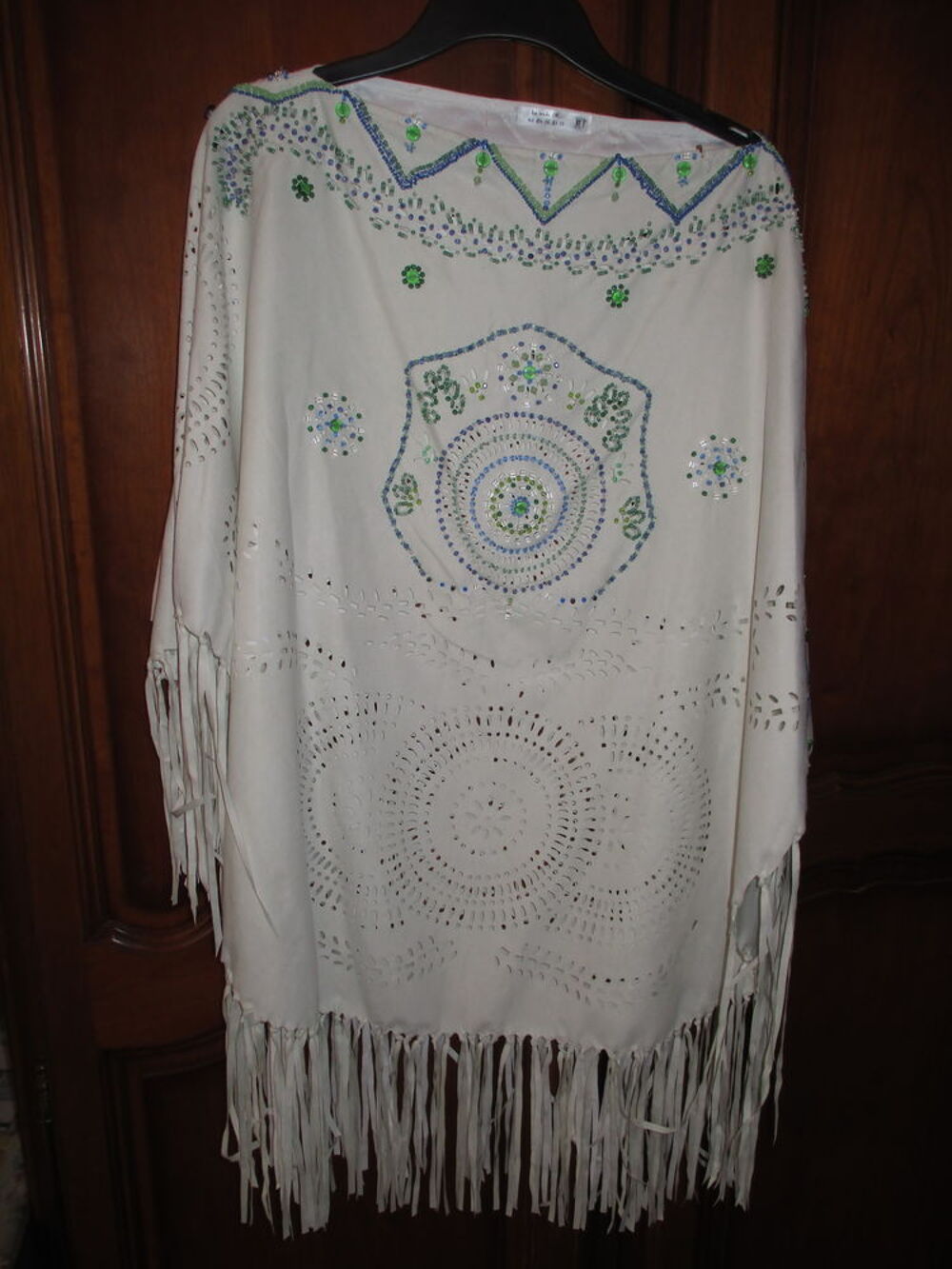 TUNIQUE PONCHO en simili daim
Vêtements