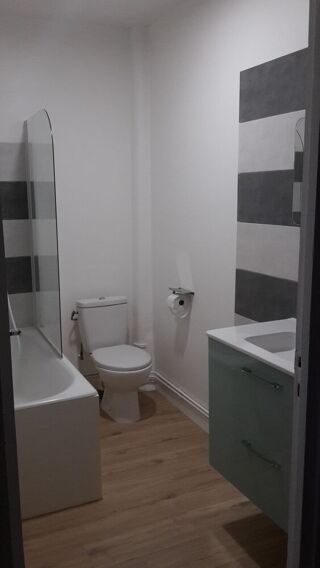  Appartement à louer 2 pièces 47 m²