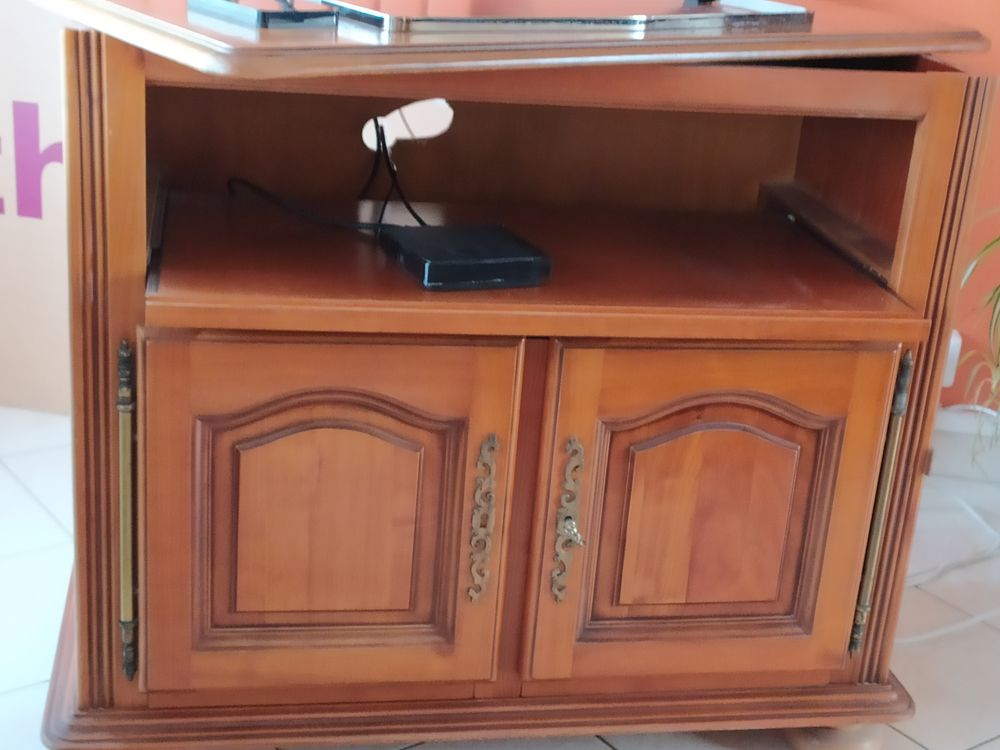 Meuble t&eacute;l&eacute;vision Meubles
