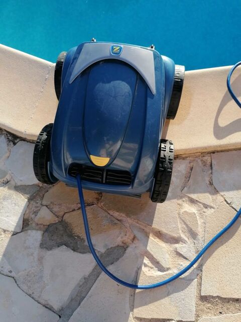 robot piscine 100 83600 Frjus
