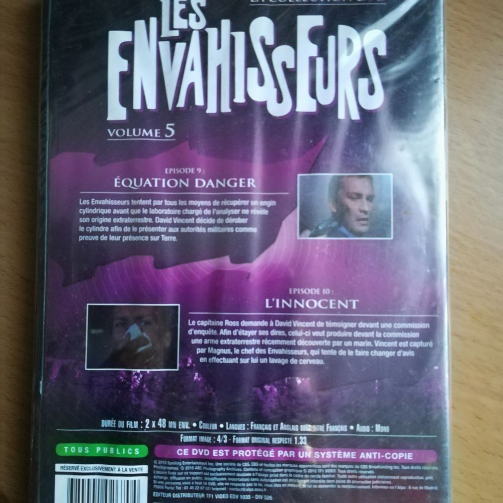 DVD " LES ENVAHISSEURS " DVD et blu-ray