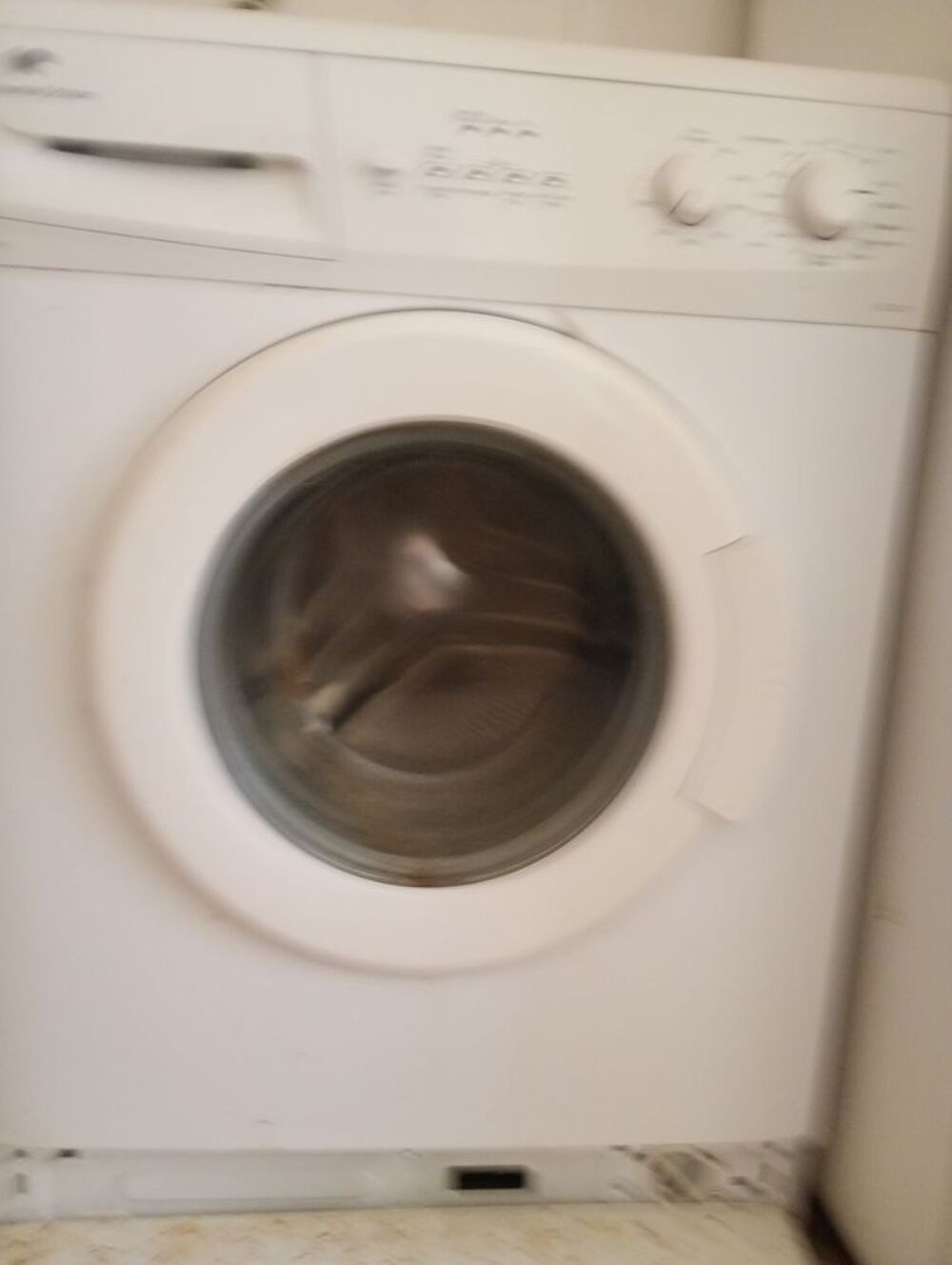 Lot &eacute;lectrom&eacute;nager - Lave-linge + Frigo combin&eacute; - 160€ Electroménager
