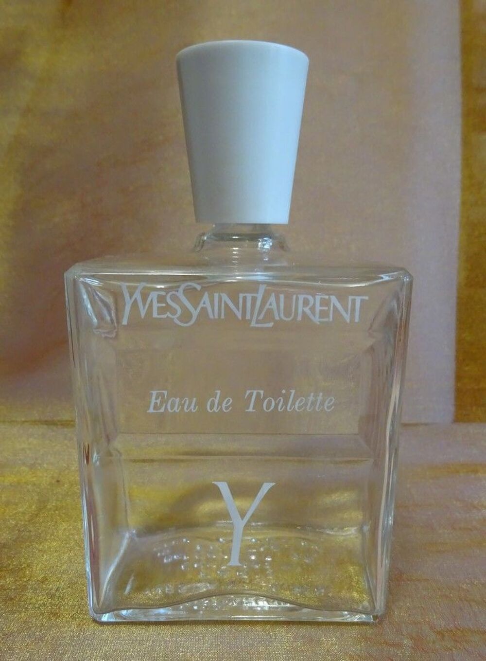 Flacons vides d'eau de toilette YVES ST LAURENT 