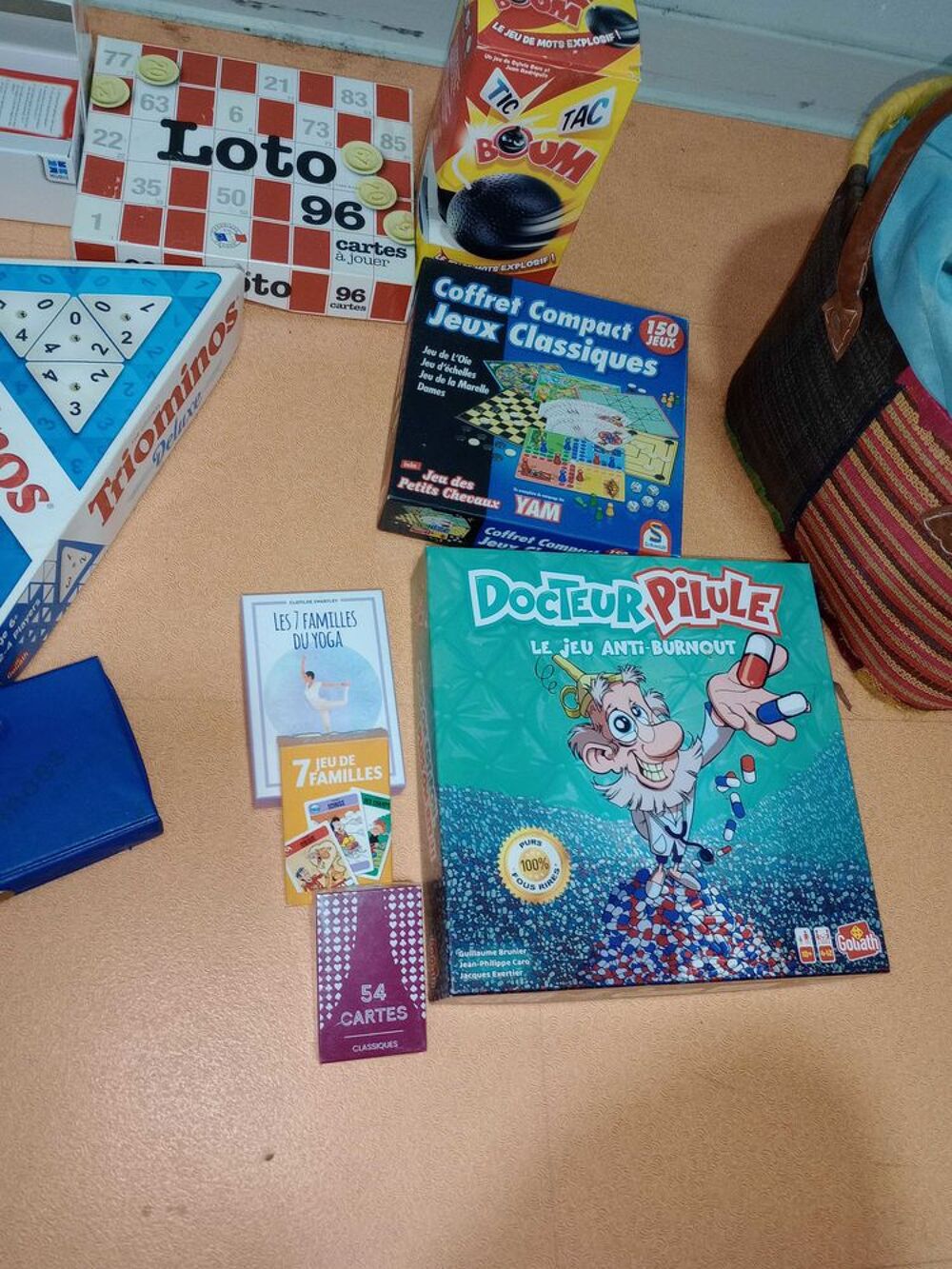 Lot complet de jeux de soci&eacute;t&eacute; neuf Jeux / jouets