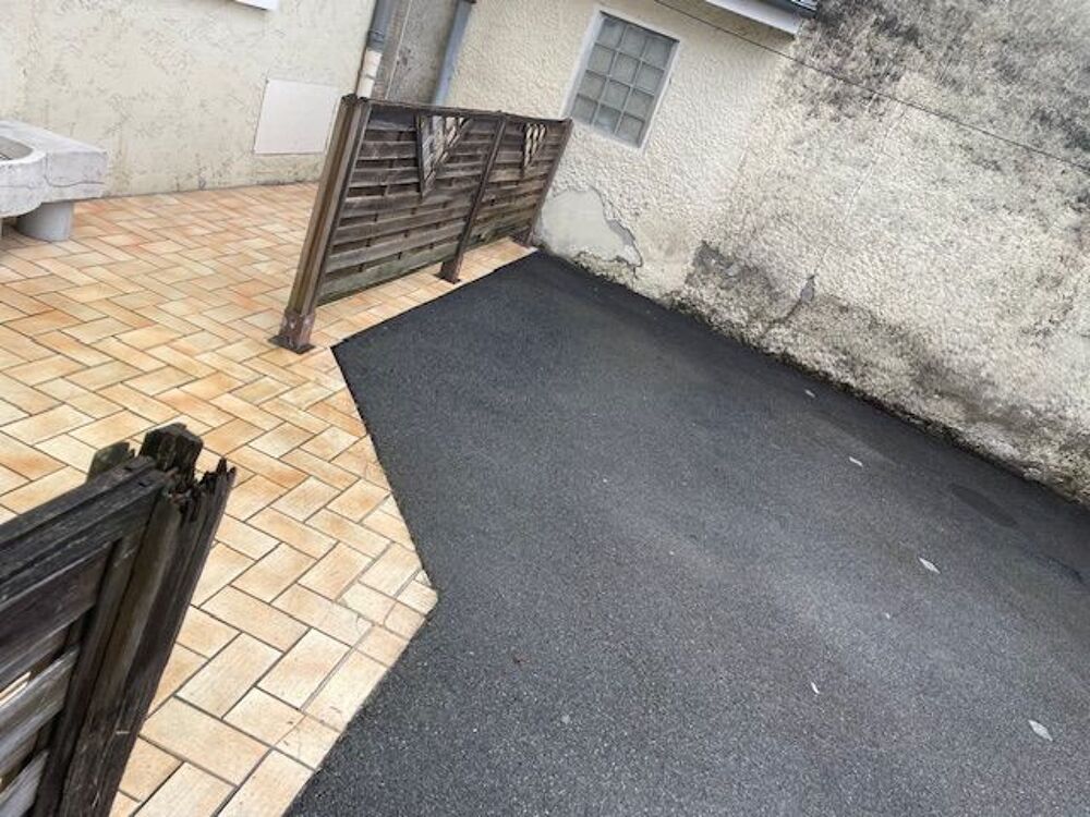 Location Parking/Garage Centre Artix 64170 GARAGE 6m X 2m.60 Artix