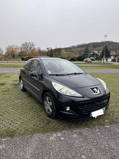 Peugeot 207 + 1.4 HDi 68ch FAP BLUE LION