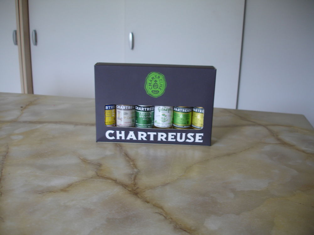 Coffret de mignonnettes CHARTREUSE 