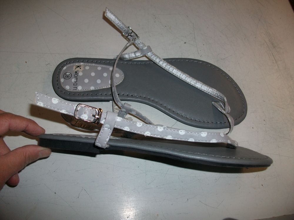 Sandales-Entredoigts Gris &agrave; Pois pt 38-neuves Chaussures