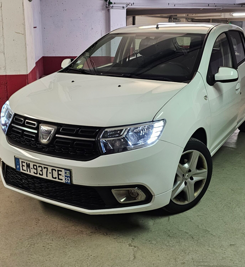 Dacia sandero dCi 75 Laur&eacute;ate