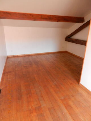  Maison � louer 4 pi�ces 80 m� Gardes-le-pontaroux