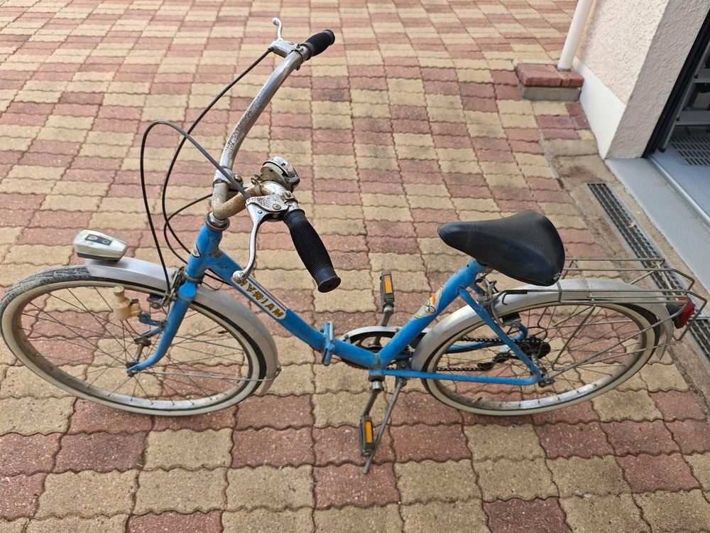Mini v&eacute;lo ancien pliable Vélos
