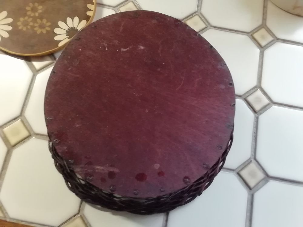 Jolie corbeille ronde rustique en osier ann&eacute;e 70 Cuisine