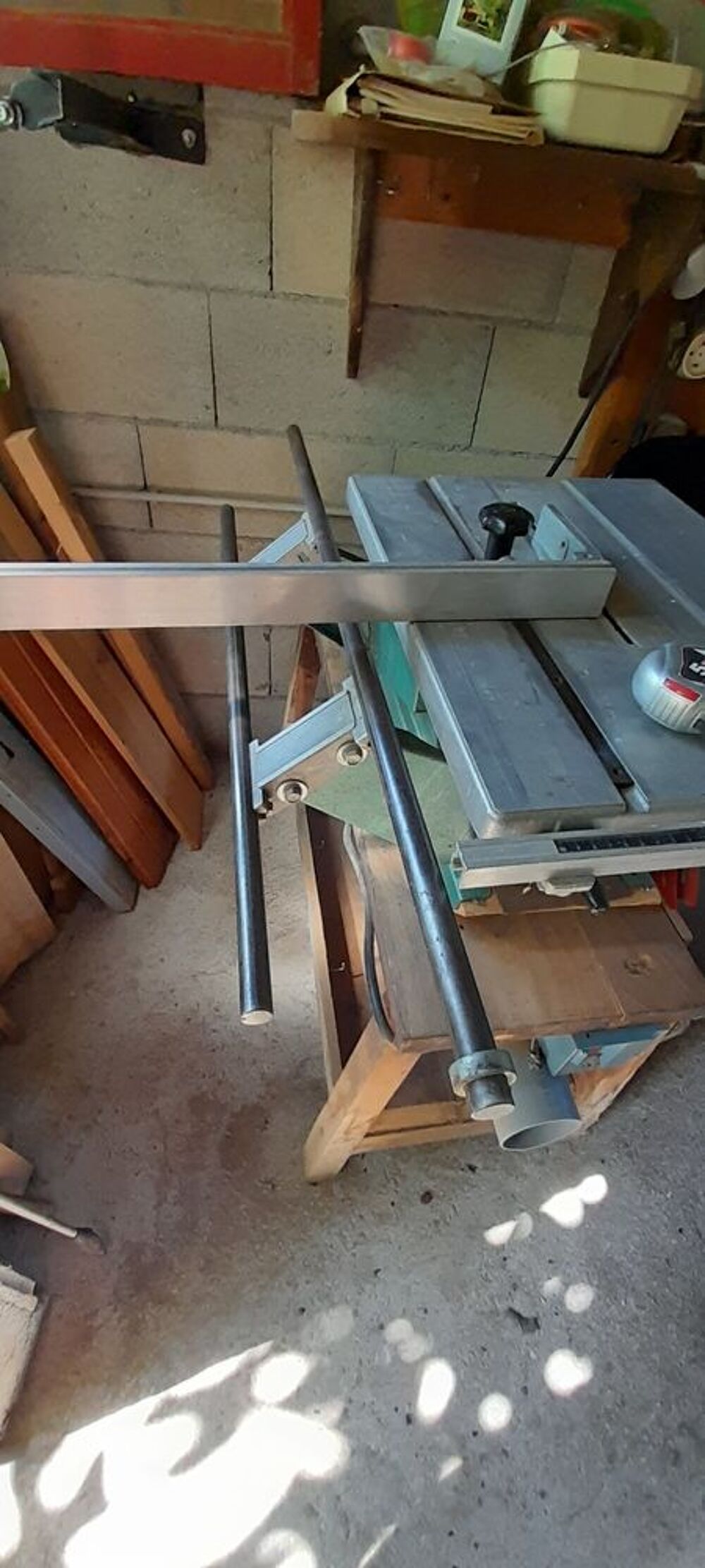 SCIE CIRULAIRE SUR TABLE KITY 617 RALLONGE ET ACCESSOIRES
Bricolage