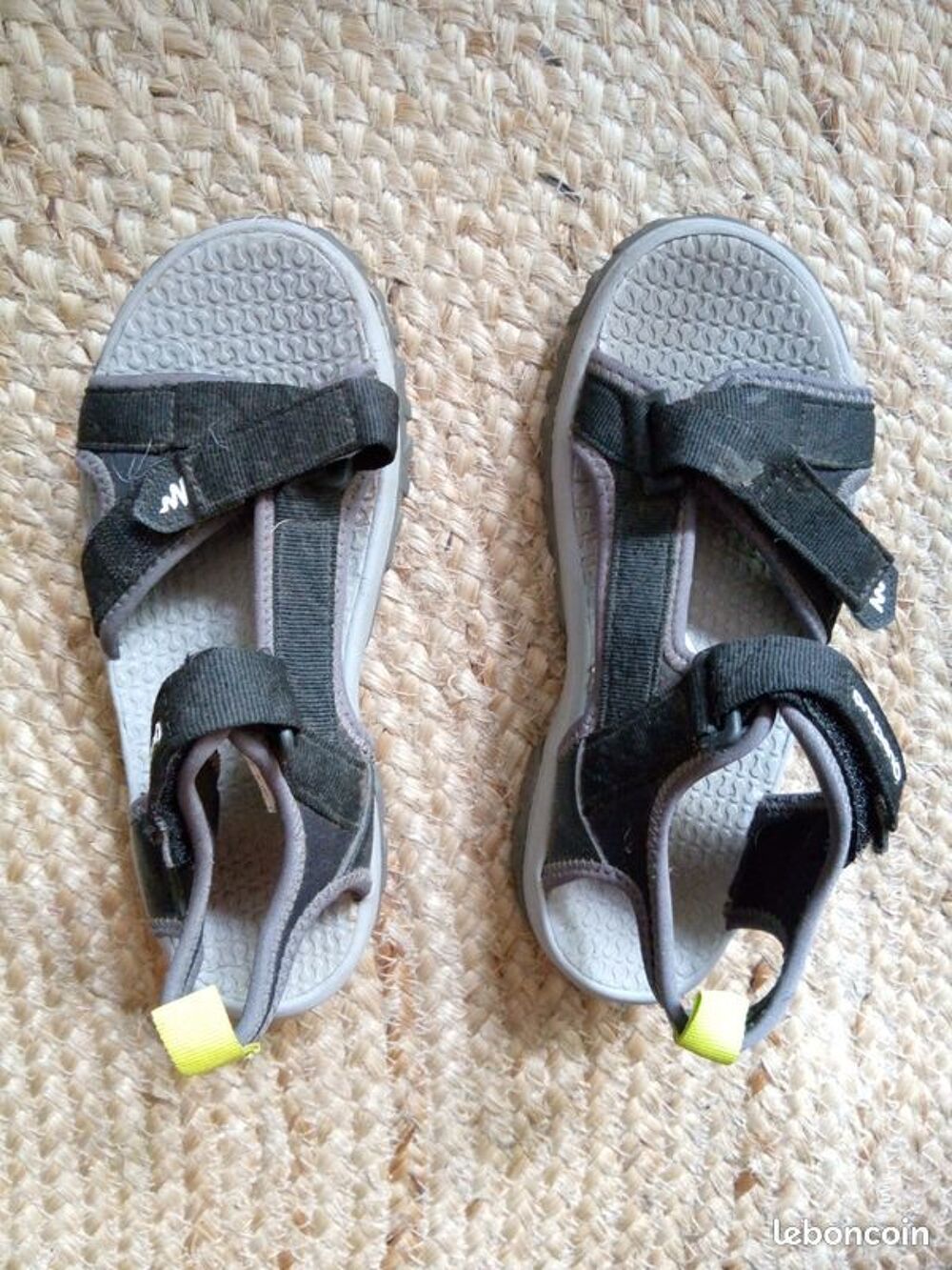 Sandale Quechua - taille 34/35 Chaussures