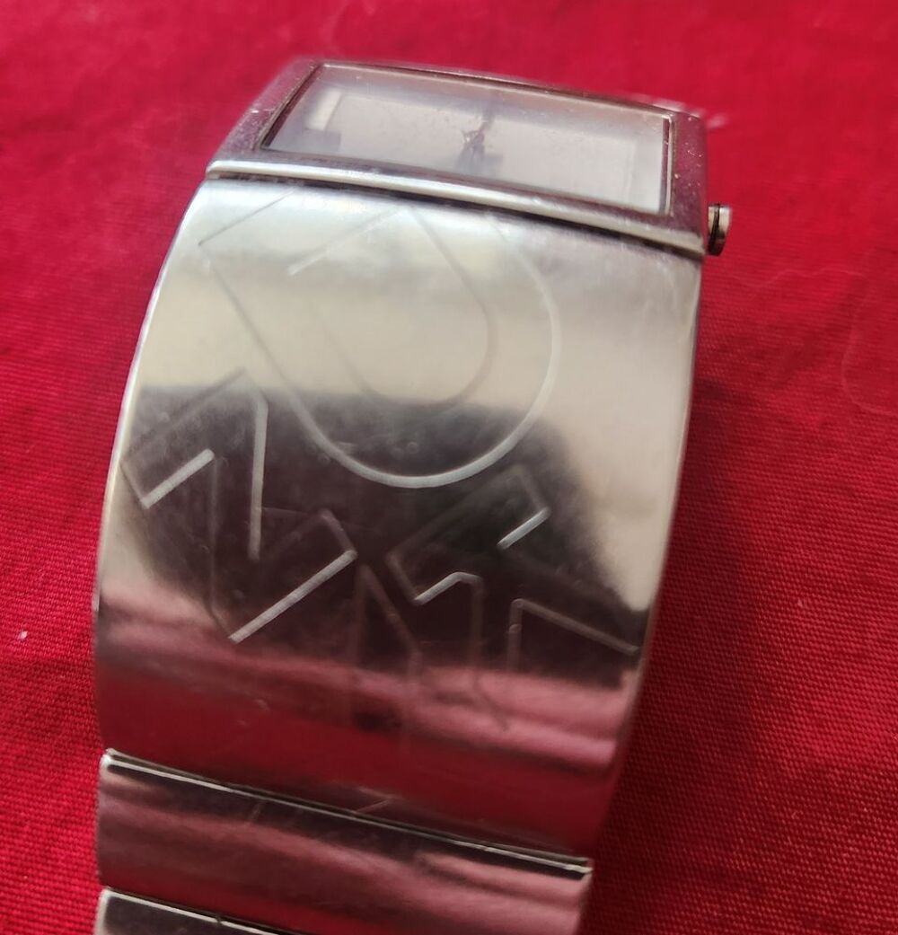Montre Femme DKNY ? &Eacute;l&eacute;gance New-Yorkaise Bijoux et montres