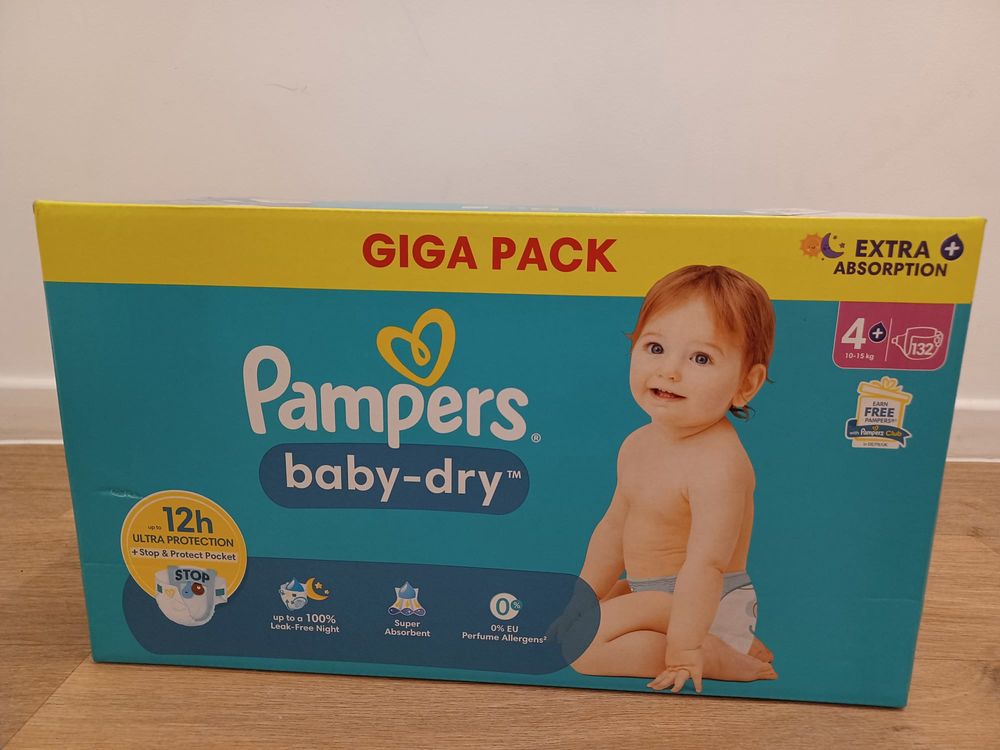 Couches PAMPERS GIGAPACK- Baby-dry -Cartons de couches NEUFS Pu�riculture