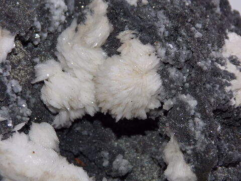 Barytine Saint-Laurent-le-Minier Gard France 782gr 80 Moyenmoutier (88)