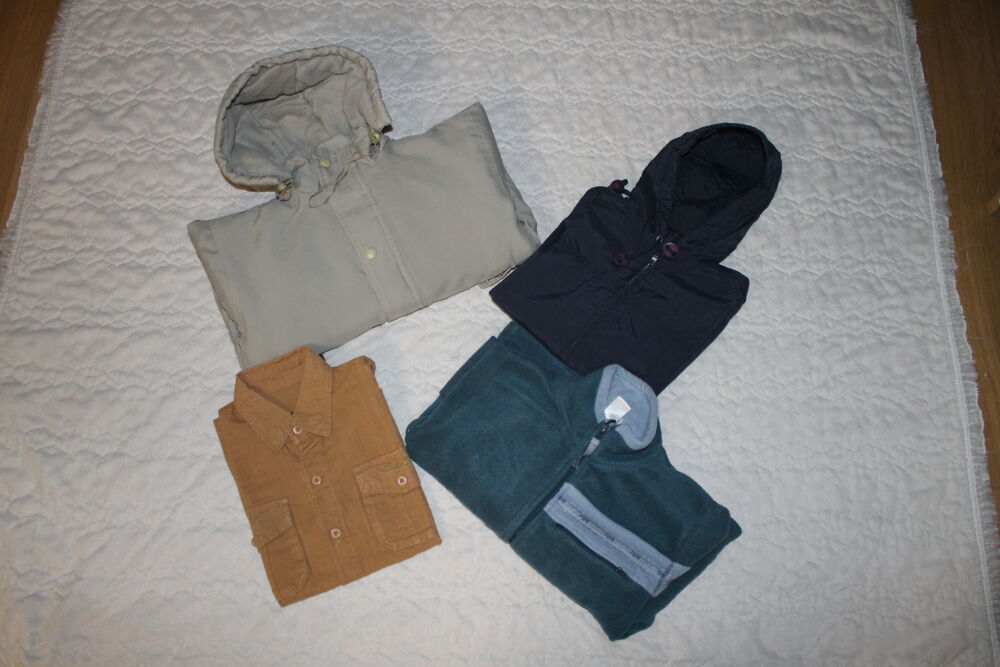 Lot de 4 v&ecirc;tements gar&ccedil;on - Taille 6-8 ans Vtements enfants