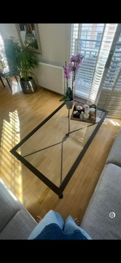 TABLE BASSE ET COIN DE CANANPE 220 Charenton-le-Pont (94)