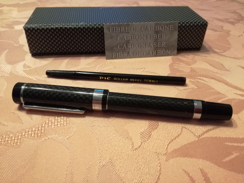 Stylo de luxe en fibre de carbone Décoration