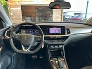 Grandland 1.5 Diesel 130 ch BVA8 Elegance Business 2023 occasion 69400 Arnas
