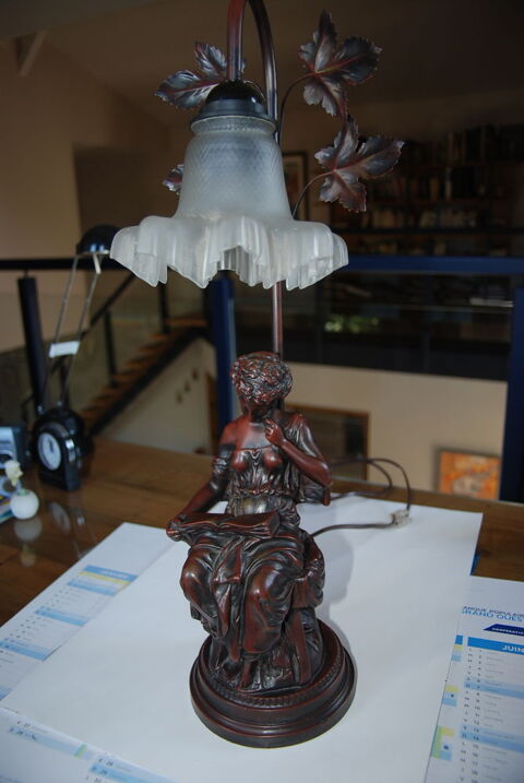 lampe de bureau ancienne en regule Pornic (44)