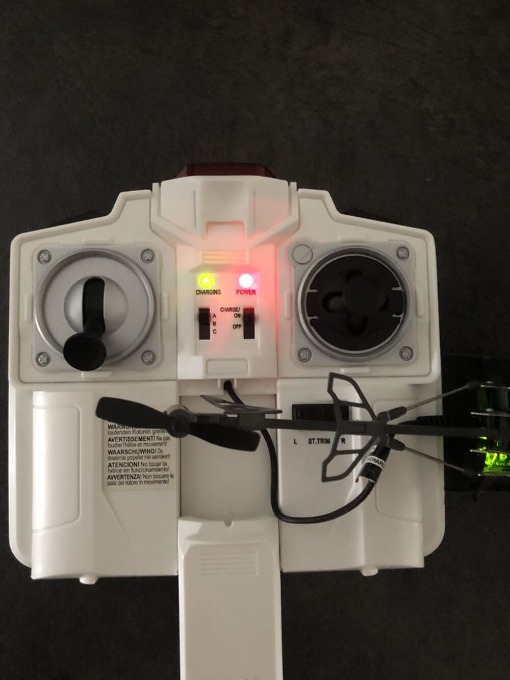 H&eacute;licopt&egrave;re t&eacute;l&eacute;command&eacute; Jeux / jouets