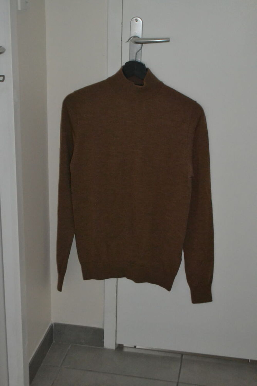 Pull en merinos neuf devred Vêtements