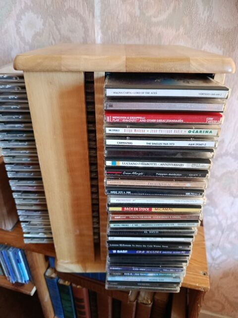 porte-cd garni de 50cd audio 16 Soyaux (16)