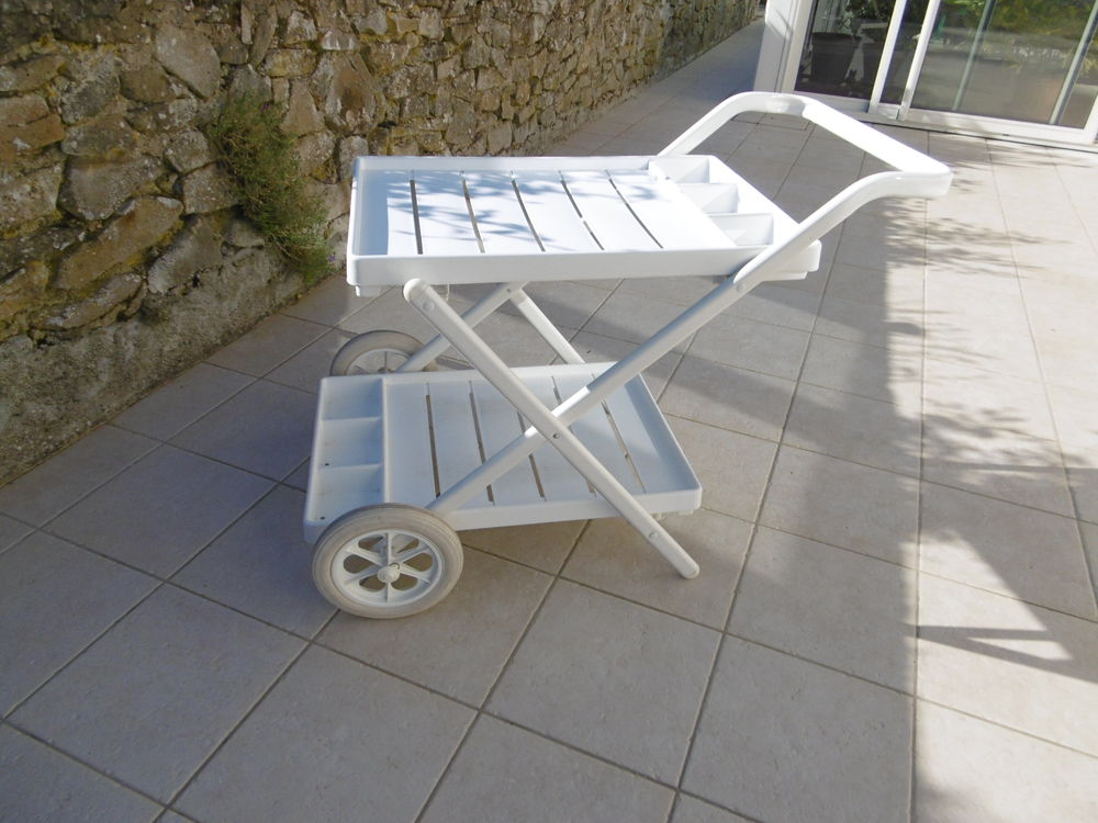 desserte pour bar &agrave; roulettes Jardin