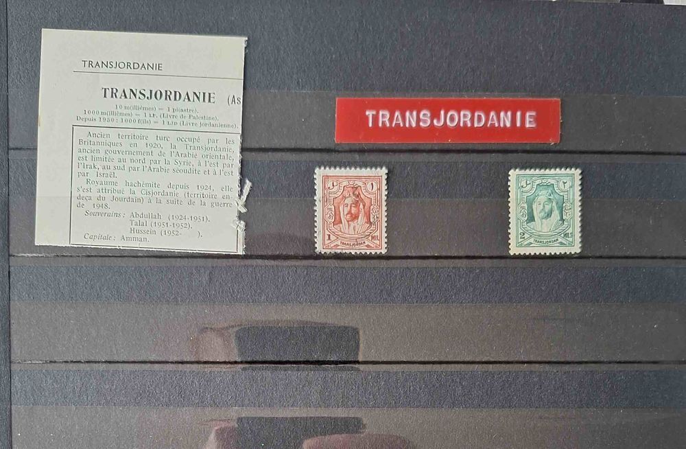 S&eacute;rie de timbres de collection de Transjordanie 