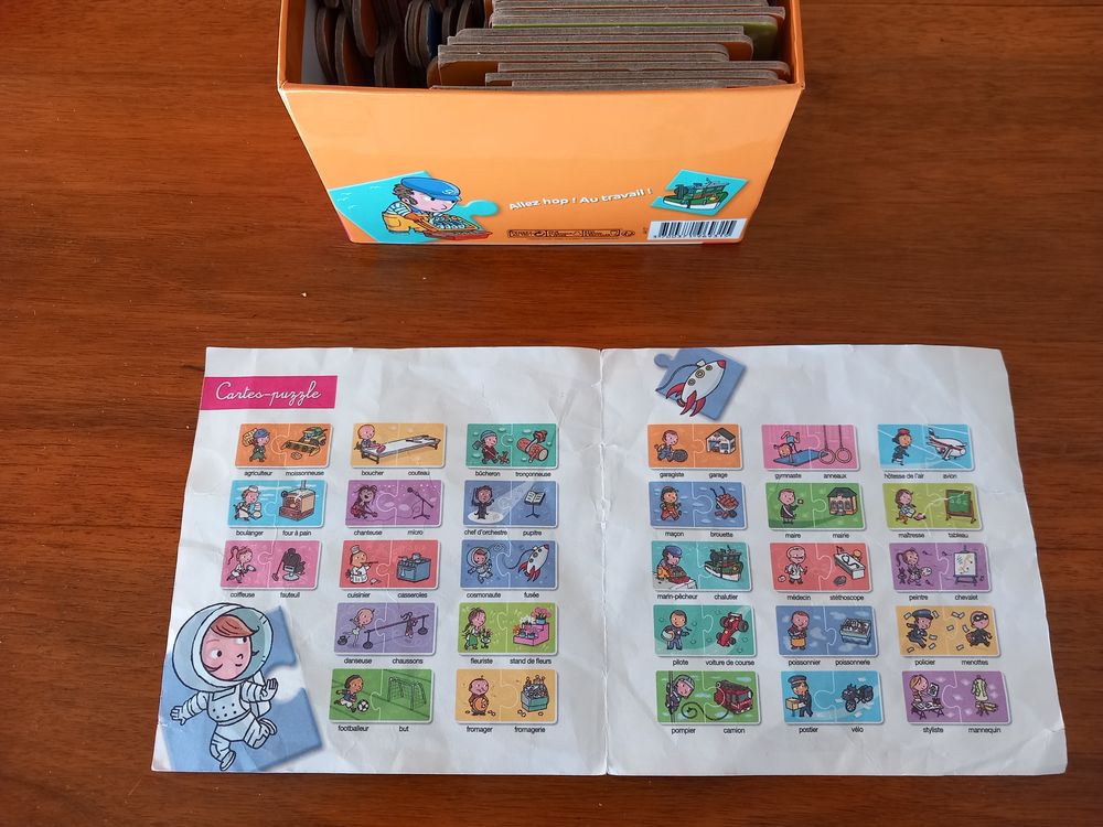 Mon puzzle Qui fait quoi OXYBUL EVEIL 3 ans et plus Jeux / jouets