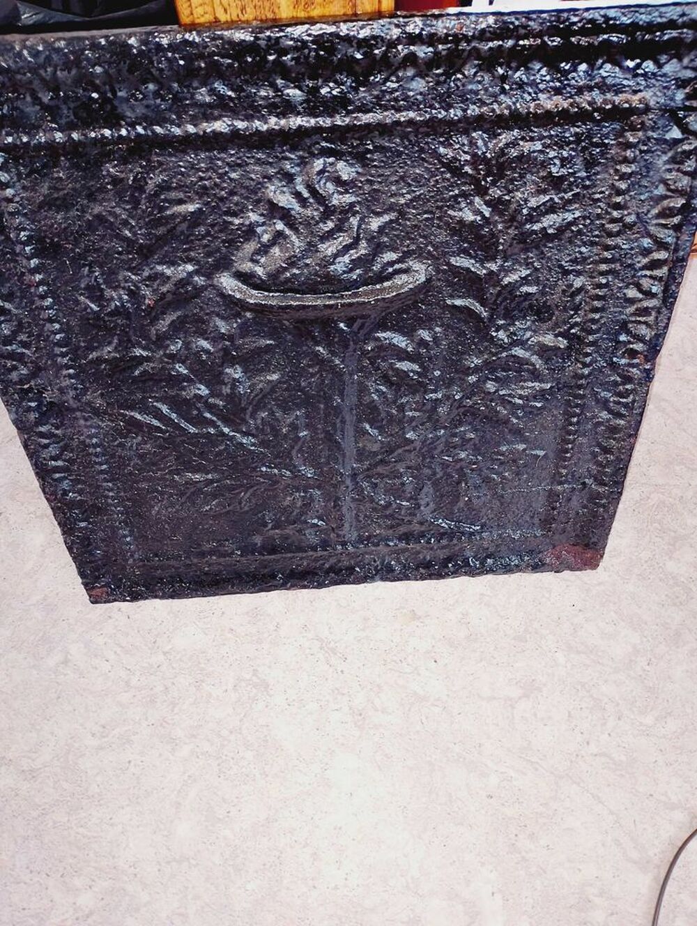 plaque cheminee fonte Décoration