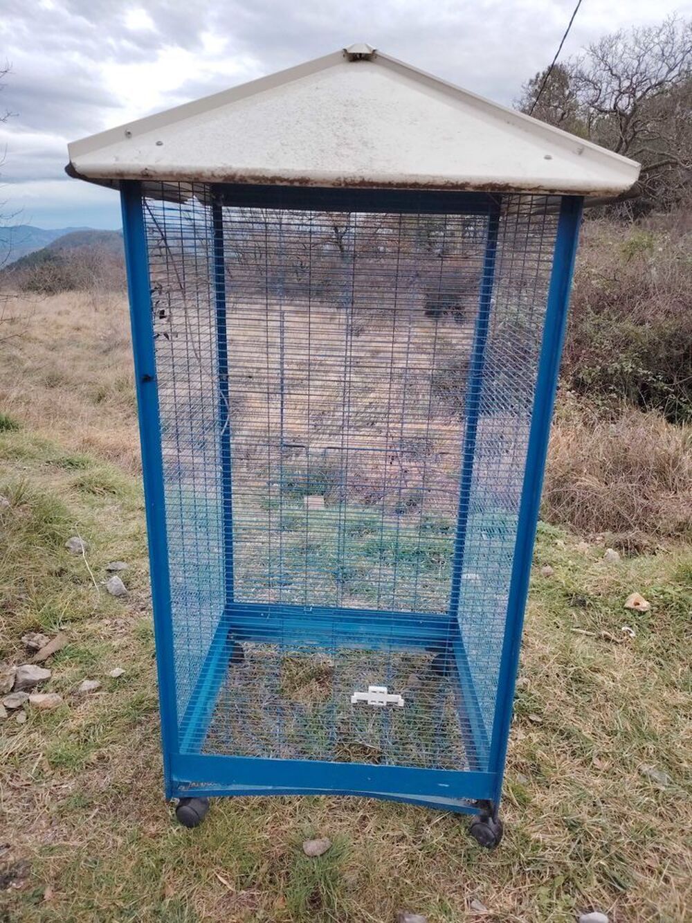 Cage tourelle pour oiseaux Jardin