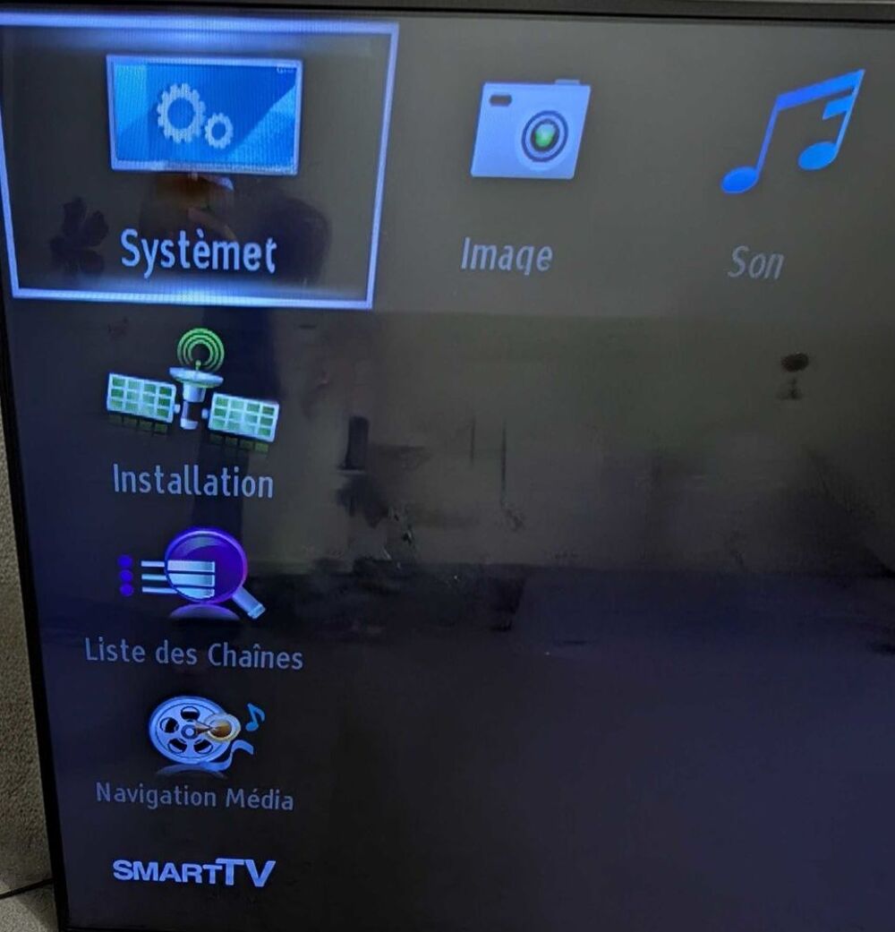 t&eacute;l&eacute; telefunken taille 150 cm 55 pouces full HD Smart TV Photos/Video/TV