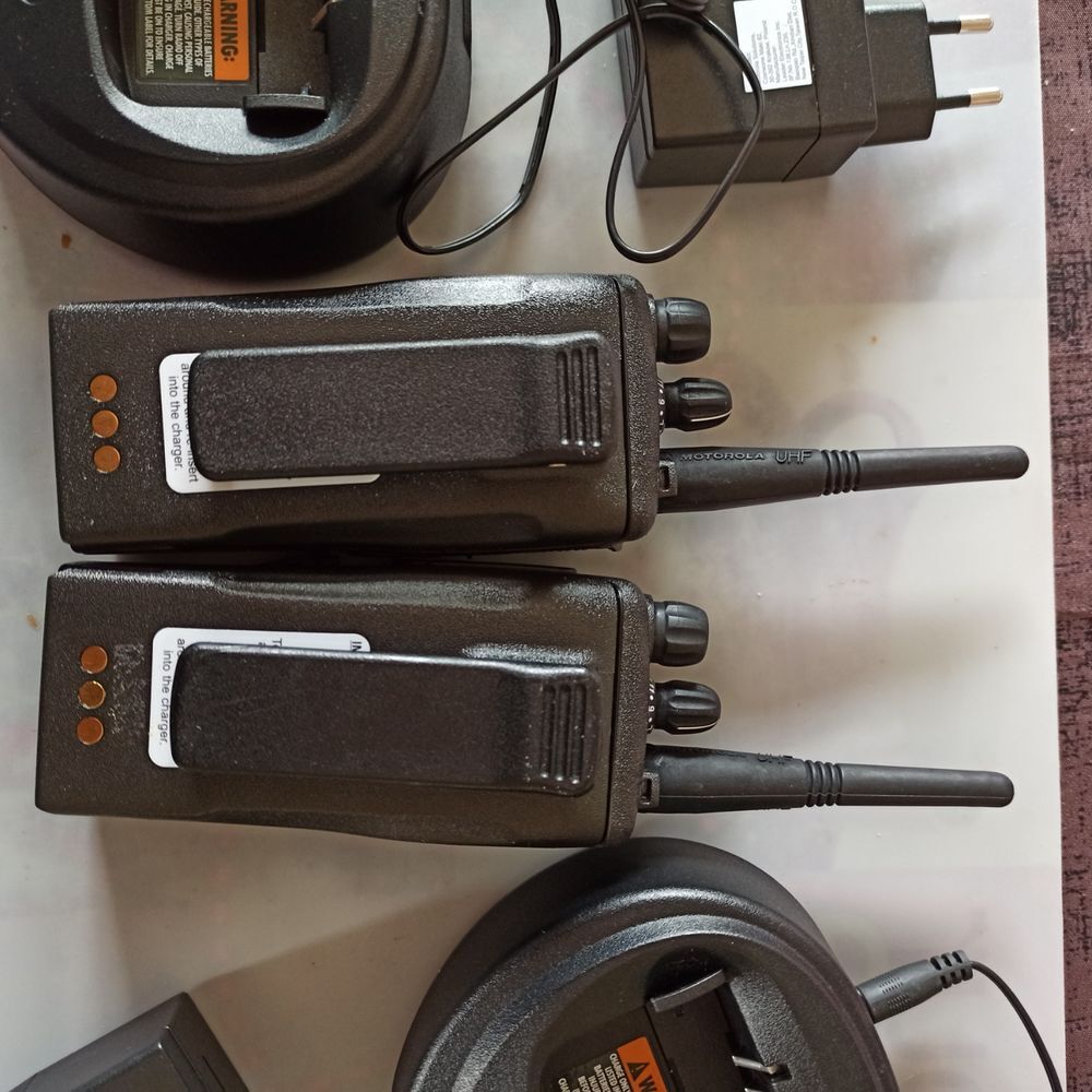 2 Talkies Motorola DP1400 Audio et hifi