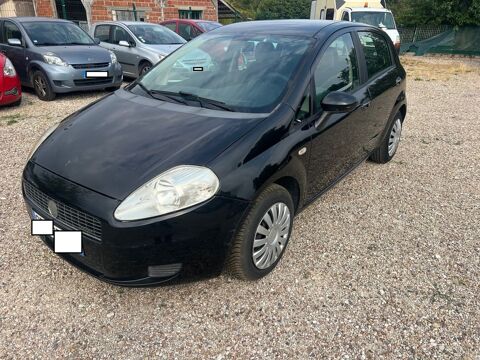 Annonce voiture Fiat Grande Punto 2490 €