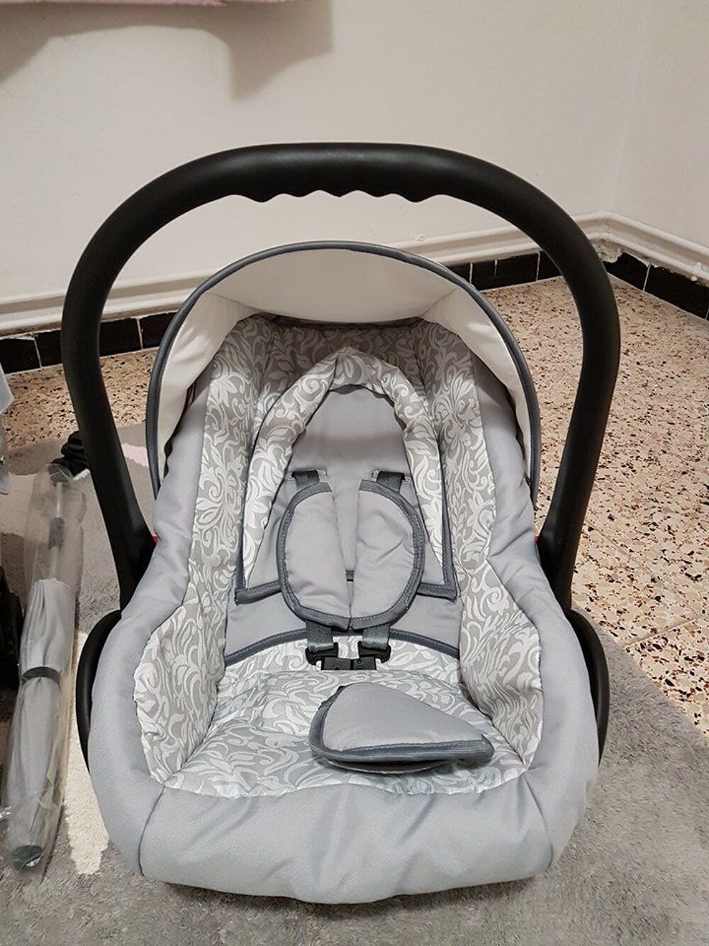 NEUVE ! Poussette trio (Assise+nacelle+cosy+accessoires) Puériculture