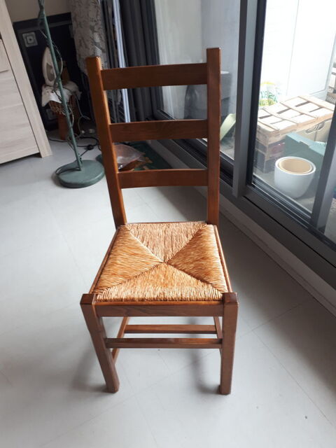 Lot de 3 belles chaises � saisir! 50 Paris 20 (75)