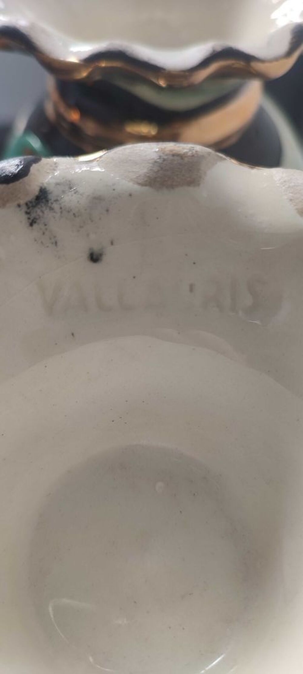 Paire de vases Vallauris c&eacute;ramique florale ann&eacute;es 50-60 