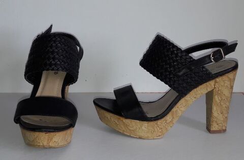 Chaussures DIVINE FACTORY taille 38 5 Metz (57)