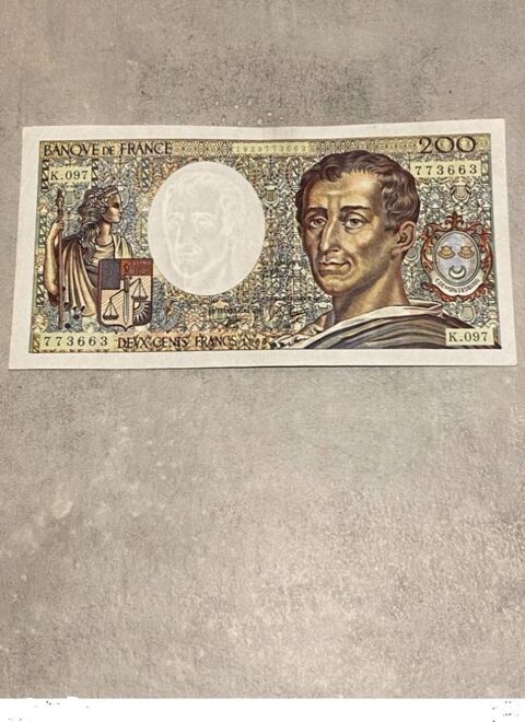 1 Billet de 200 Francs Montesquieu /-1990  Alph K.097 10 Doullens (80)