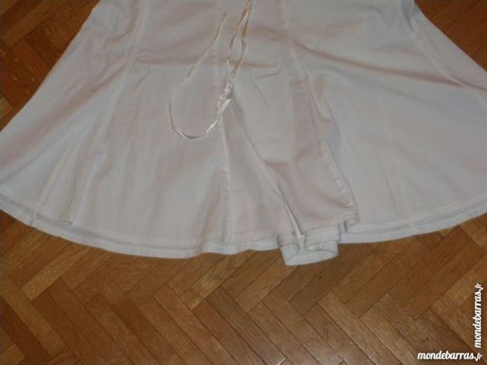 Superbe jupe blanche (V12) Vêtements