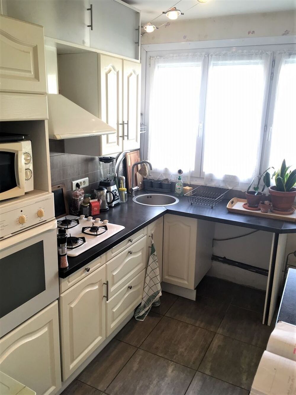 Location Appartement T3/T4 GRENOBLE Proche Centre et Caserne de Bonne, Tram C Grenoble
