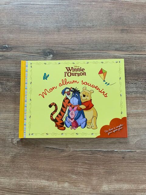 Livre enfant Disney      Winnie l' ourson - mo 3 Saleilles (66)
